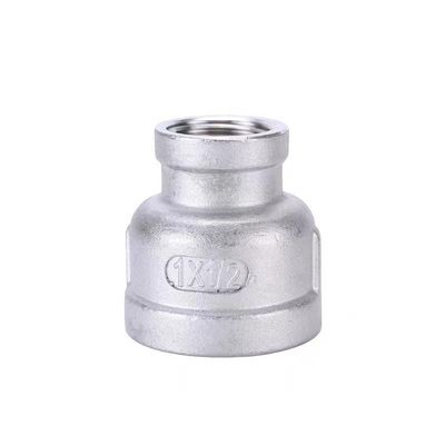 Pipa fundida con rosca femenina de acero inoxidable 304 NPT con código de cabeza hexagonal/redonda