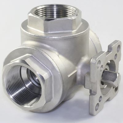 Válvula de agua industrial de plataforma alta de tres vías con bola flotante femenina de acero inoxidable